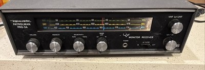 Vintage Realistic Patrolman Pro-3A VHF/UHF 3- Band Receiver Radio Only Static