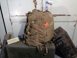 Orig.NL Armee Combat Daypack 35 L MOLLE coyote Top Zustand 4056
