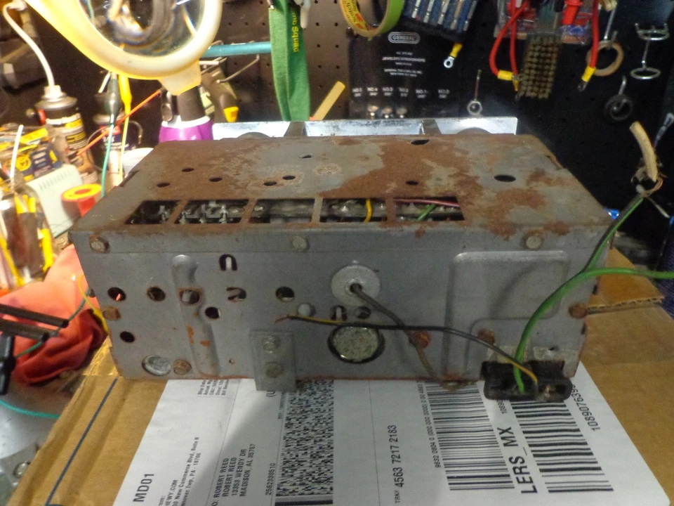 Vintage Orig. GM Delco 986176 AM Radio 1965 Corvair - Image 3 of 4