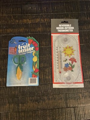 Vtg Fruit scissor memo magnet and  reversible indoor-outdoor thermometer