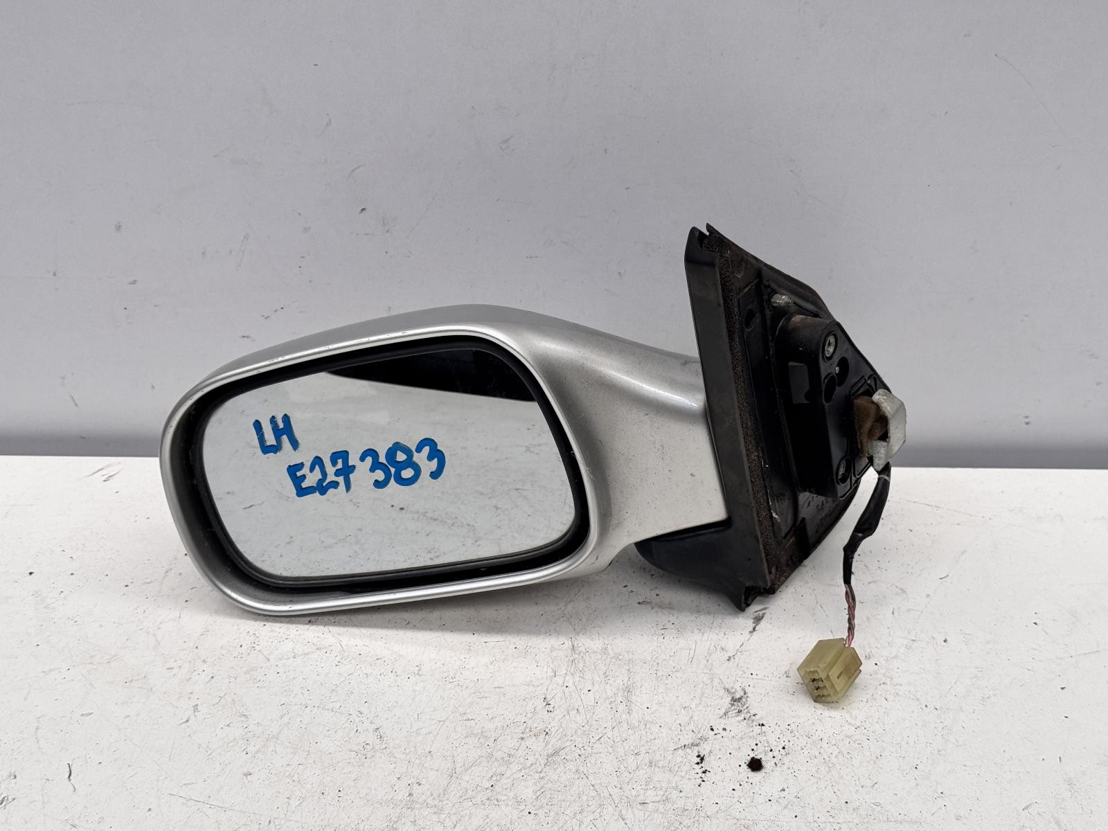Holden Cruze Left Door Mirror YG 06/2002-12/2006