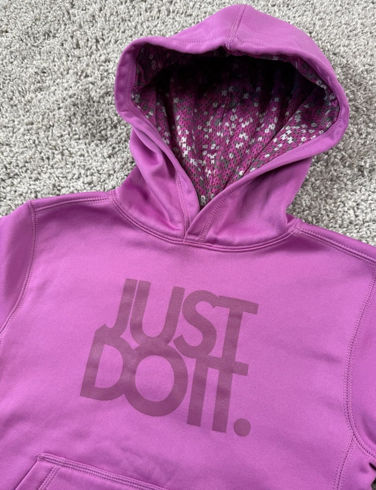 耐克 Therma Fit 连帽衫女孩 Just Do It 粉红色套衫连帽衫 XS — 第 2/4 张图片