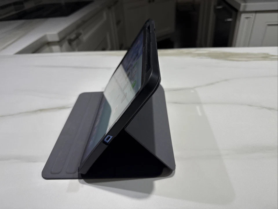 Apple iPad 10.9" 10th Generation,Wi-Fi + Cellular,64GB Blue,Unlocked - Image 4 of 4