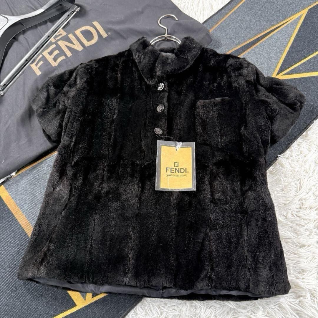 USED EXCELLENT CONDITION MEN'S FENDI WEASEL FUR SHORT-SLEEVED SHIRT, GENUINE F