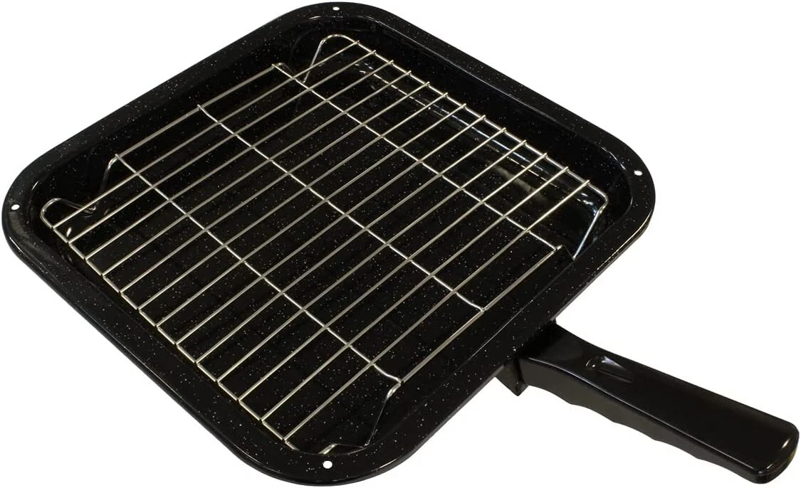 Caravan 2025 grill pan
