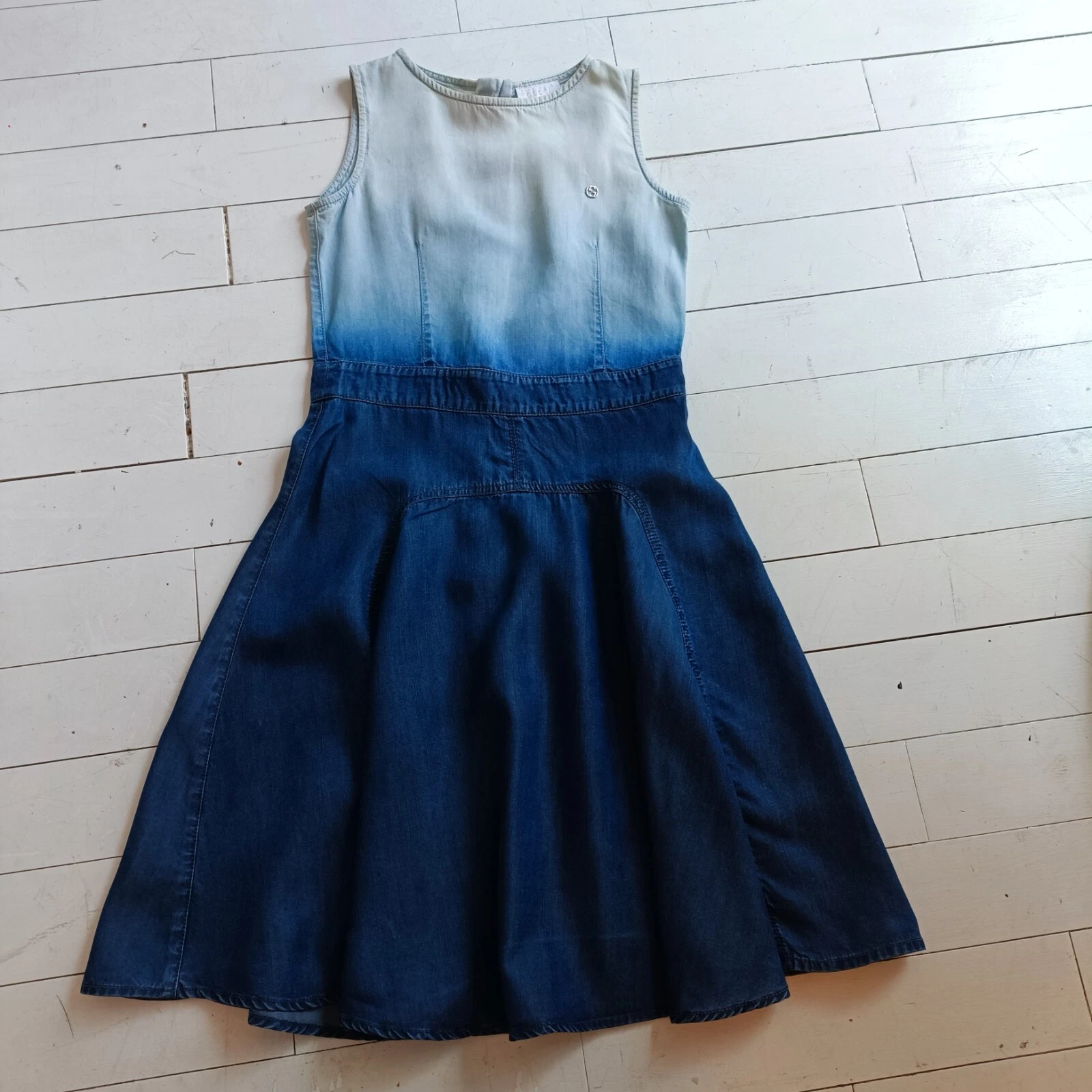 ROBE GUCCI   Taille PETITE   SUPERBE ROBE DE DESIGNER   Magnifique état