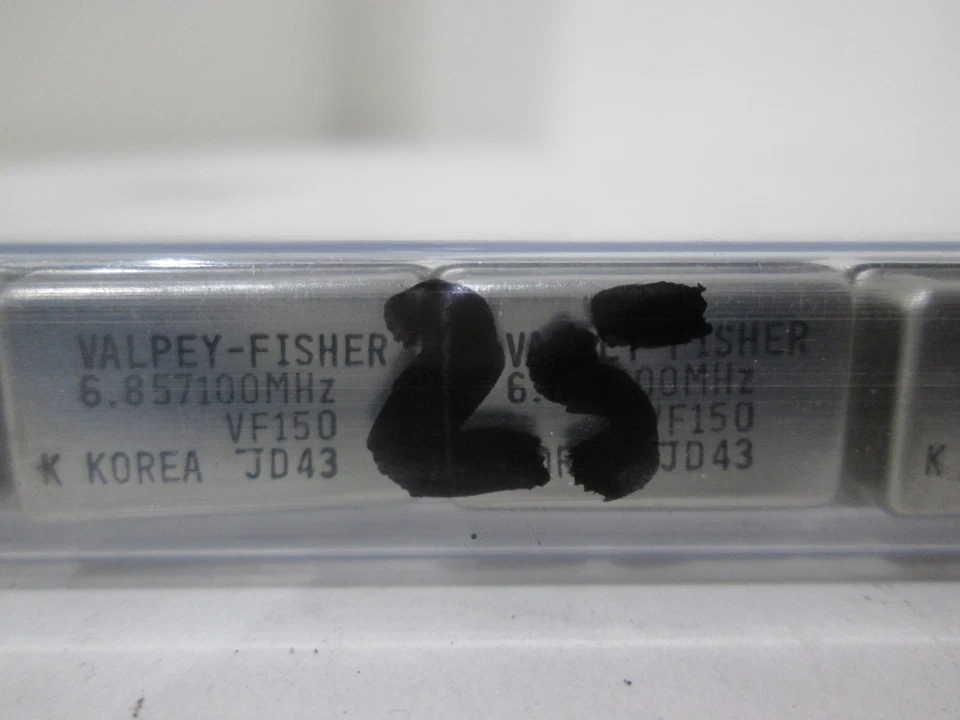 Valpey-Fisher, 6.857100 MHZ, VF150, Circuito Integrado, Nuevo, Lote de 25 Foto 2 de 4