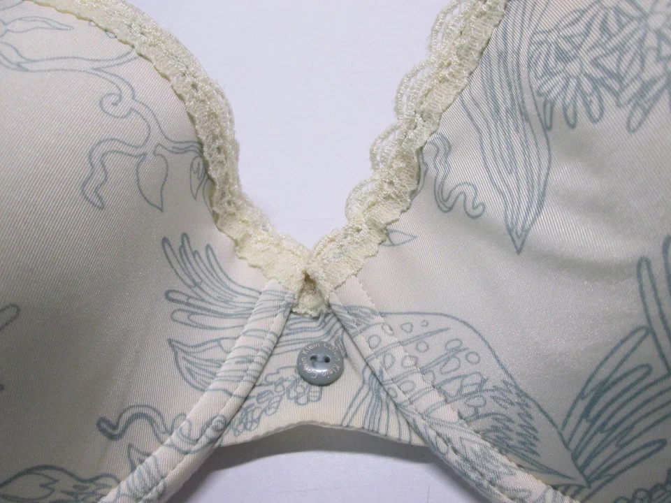Sujetador Calvin Klein Talla 32D Marfil Forrado con Aros Correas Ajustables Encaje Floral Foto 3 de 4