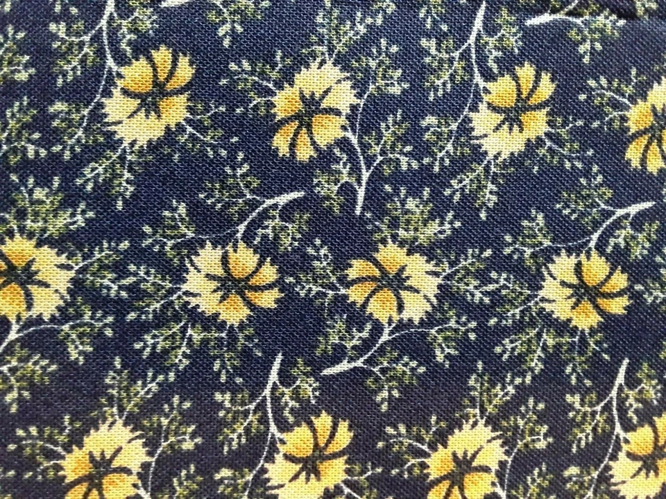 Connecting Threads Hudson Valley Cotton Fabric Yorktown Rich Navy Floral 44" 2 Y - Image 3 of 4