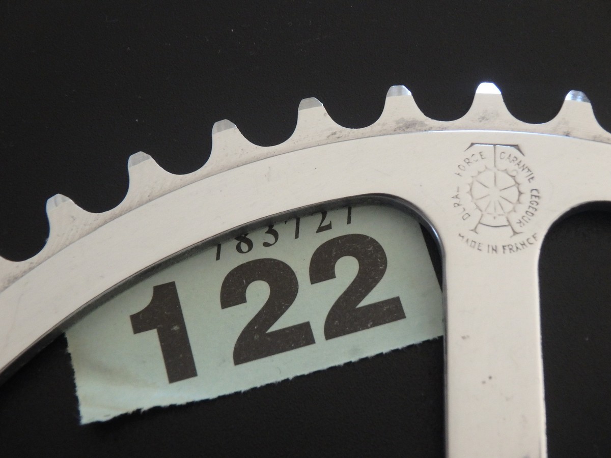 NOS Spécialités TA Cyclotouriste 6 Loch Kettenblätter LK 80 Chainrings 40 - 47 T NOS Spécialités TA Cyclotouriste 6 Loch Kettenblätter LK 80 Chainrings 40 - 47 T