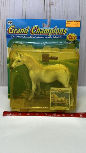 Collectors 1993 Vintage Grand Champion White Mare, Marchon Sigillato in Confezione NOS - Foto 15 di 16