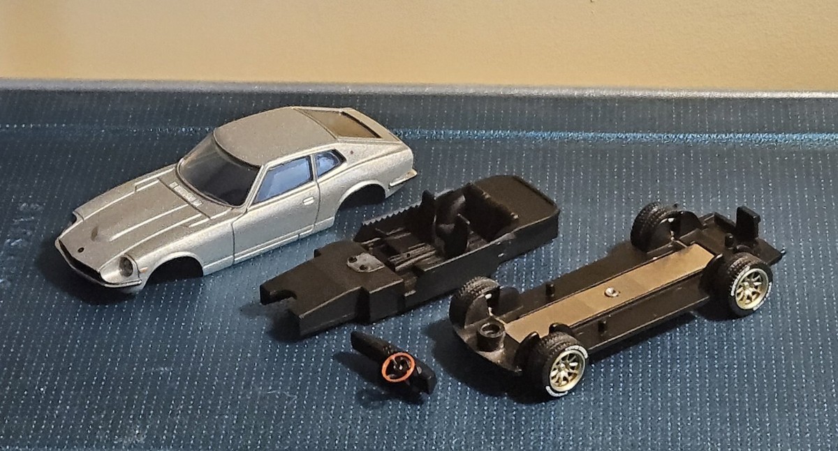 1/64 TLV Tomica Limited Vintage Nissan Fairlady / 260Z 1/64 TLV Tomica Limited Vintage Nissan Fairlady / 260Z
