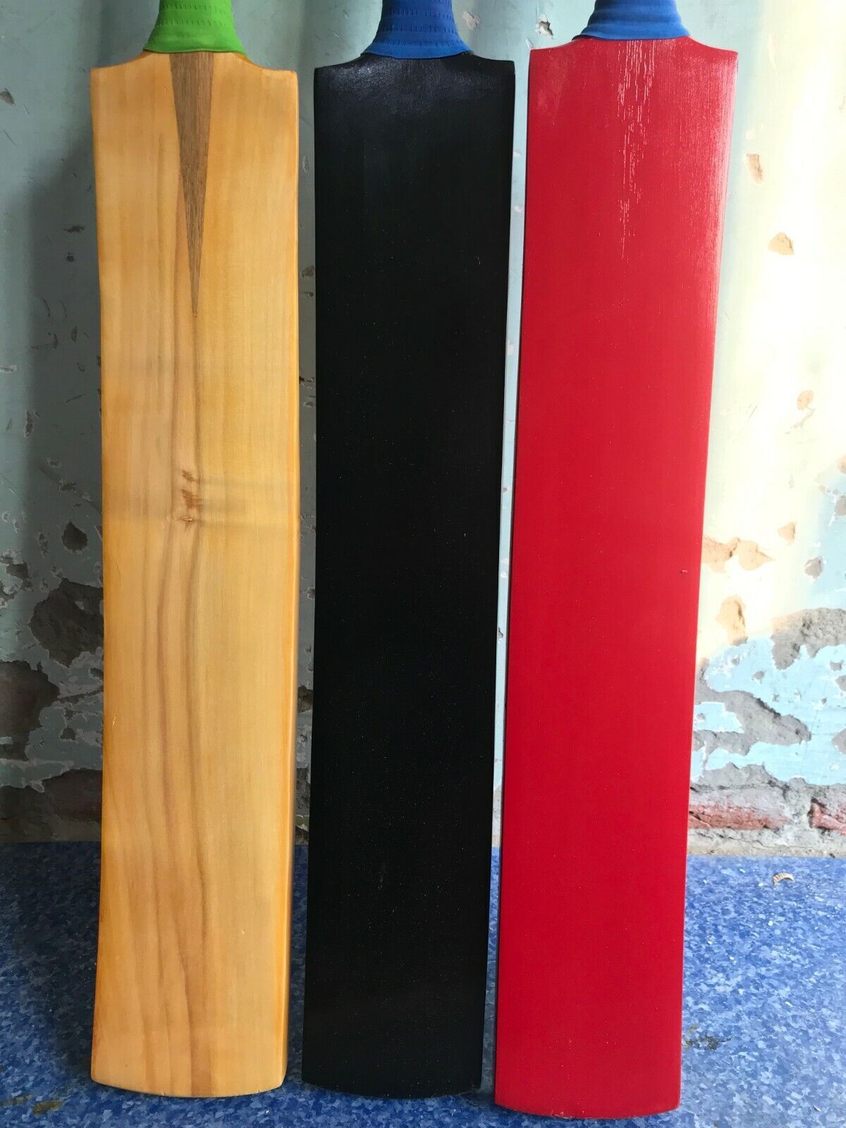 Black Mamba KASHMIR Willow Cricket Bat for Tennis Ball . ( Any Color