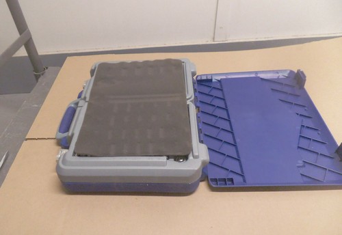 Kobalt 131 pc mechanics tool set, 1/4 + 3/8 drive + misc tools and storage case - Picture 9 of 12
