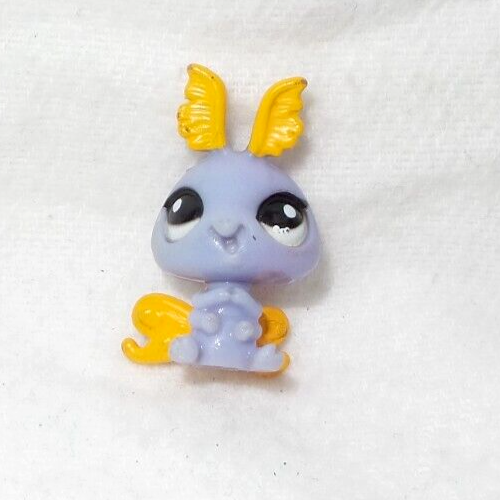 LITTLEST PETSHOP LPS #2727 HASBRO LUNA MOTH BÉBÉ PAPILLON DE NUIT FAIRY FRIEND - Photo 1/3