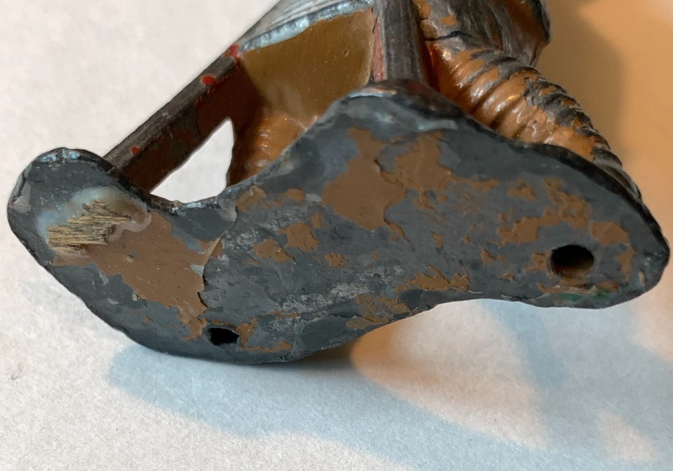 Жестяной шлем зенитчика пулеметчика Barclay Lead Soldiers 774 702 - Изображение 4 из 4