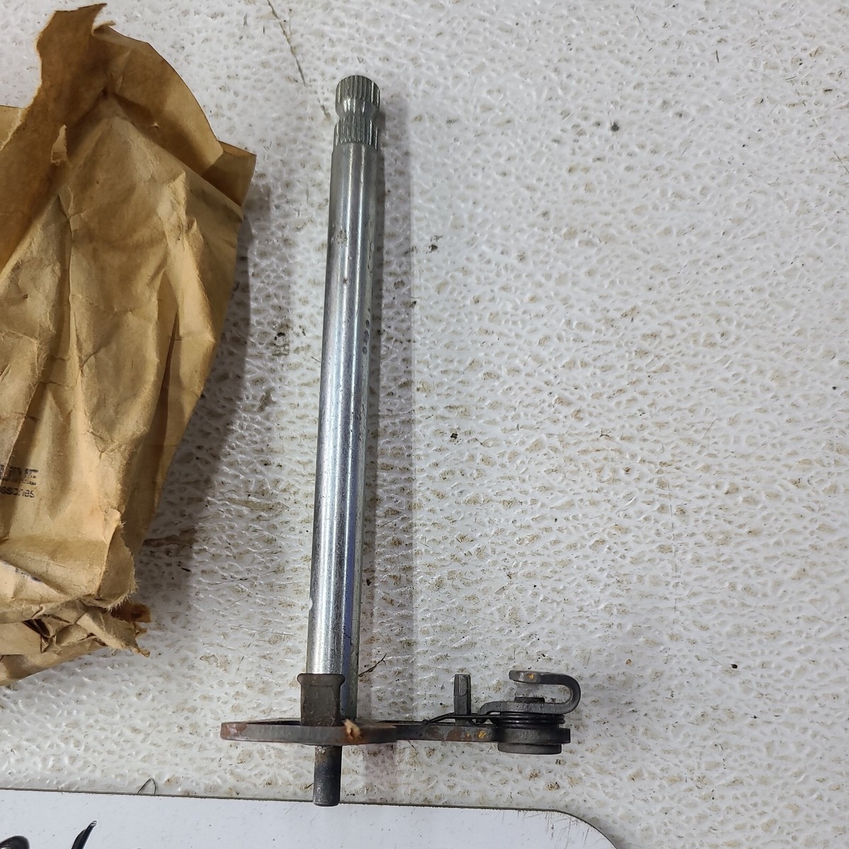 NOS 1982 Yamaha YZ 250 490 SHIFT SHAFT 5X5-18101-00 AHRMA