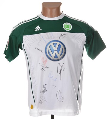 0304VfL Wolfsburg ユニフォーム　サイズL WOLFSBURG 2010/2011 HOME FOOTBALL SHIRT SIZE L BOYS SIGNED #23