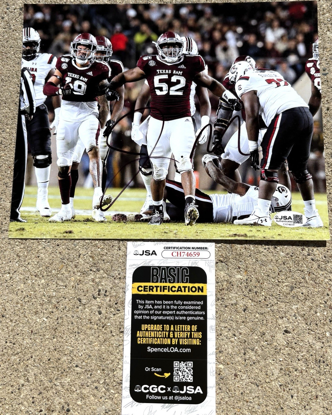 JUSTIN MADUBUIKE SIGNED 8x10 Photo JSA COA TEXAS A&M AGGIES FOOTBALL 