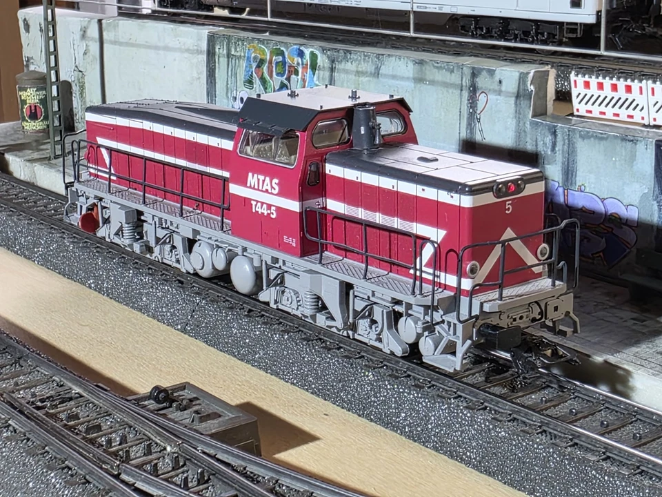 Märklin H0 37942 Diesellok Reihe T44 - Erzbahn MTAS Erzhafen Narvik - Mfx Sound  - Bild 4 von 4