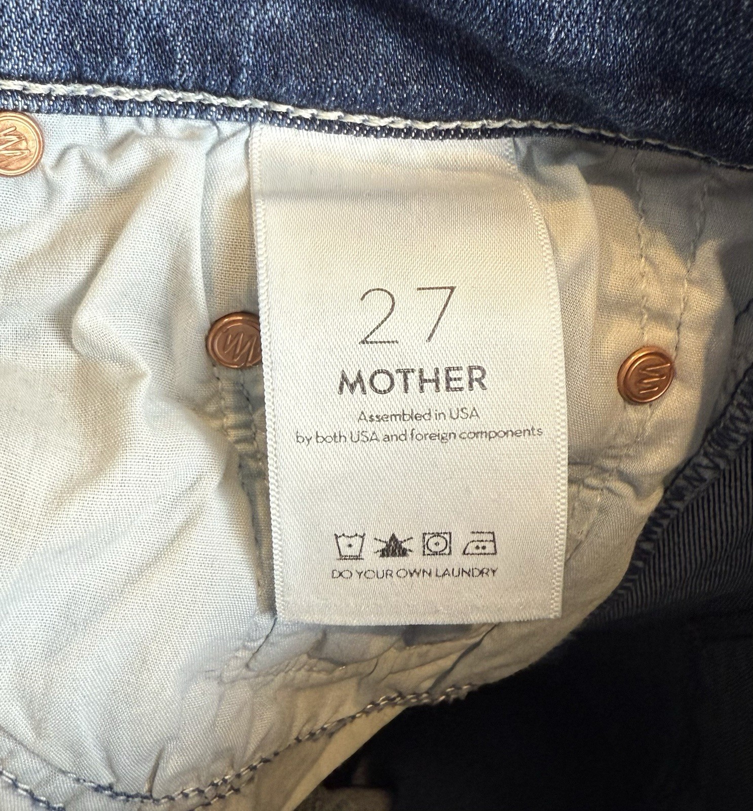 Mother The Weekender Fray Jeans 27 Groovin’ Flare Distressed Raw Hem