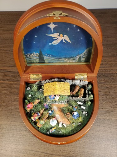 Carillon in legno Danbury "La Natività" come nuovo "Silent Night" vintage 7,5" funzionante - Foto 19 di 19