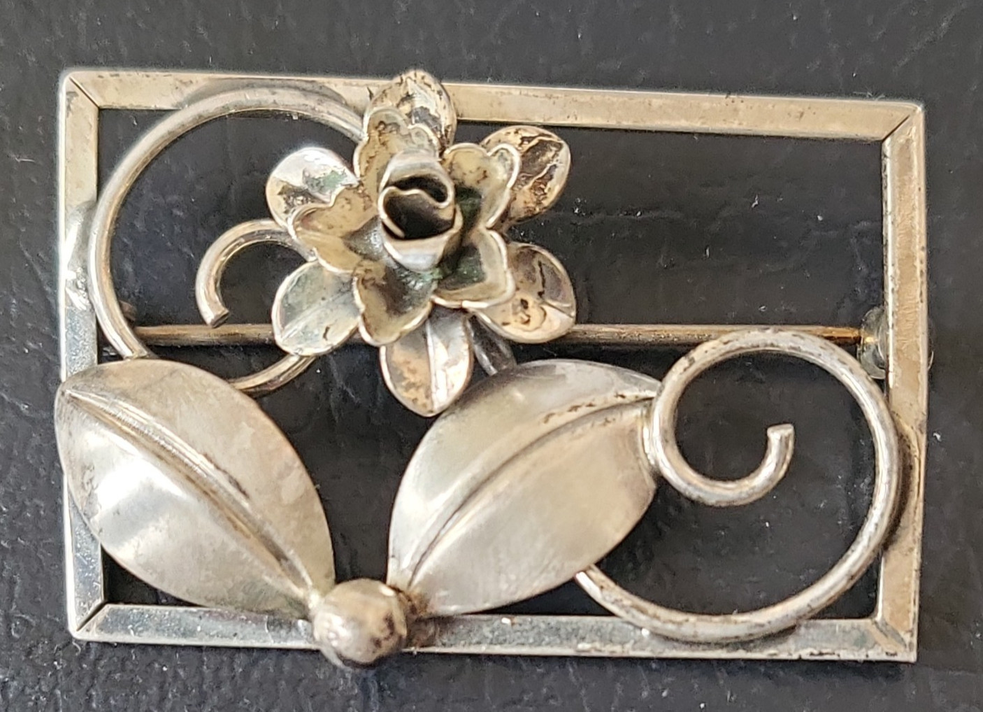 3D Sterling Flower in Rectangular Silver Frame Pi… - image 1