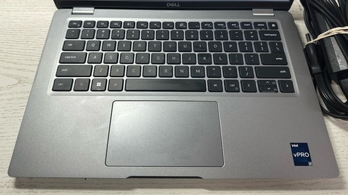 Dell Latitude 5431, Intel i7, 32 GB RAM, 256 GB SSD, computer portatile Nvidia MX550 - 14" - Foto 7 di 15