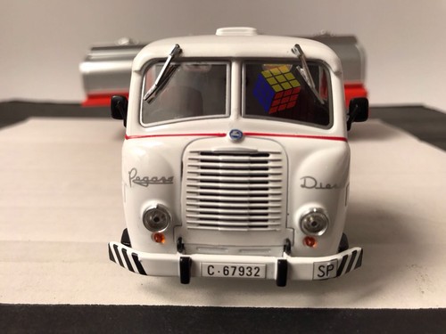 Pegaso Mofletes Z-701 + Cisterna alimentaria (1/43) Camión Truck Camions - Imagen 2 de 12