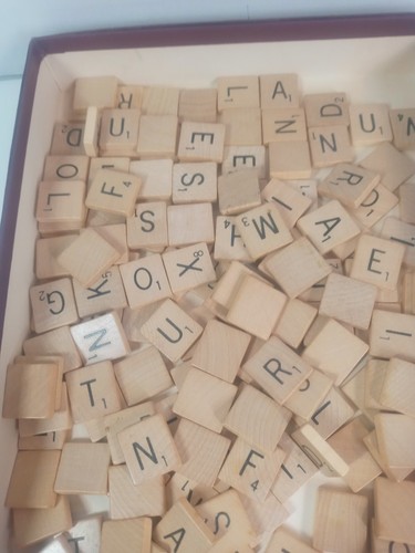 Scrabble Tiles Vintage Wooden 199 Genuine Crafts Jewelry pre-owned - Picture 2 of 8