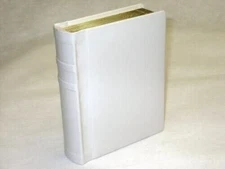 Professional 5x7 ivory Wedding/Parent Album - 24 photos (Engraving Available)