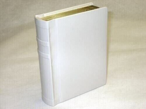 Professional 5x7 ivory Wedding/Parent Album - 24 photos (Engraving Available) - Picture 1 of 8