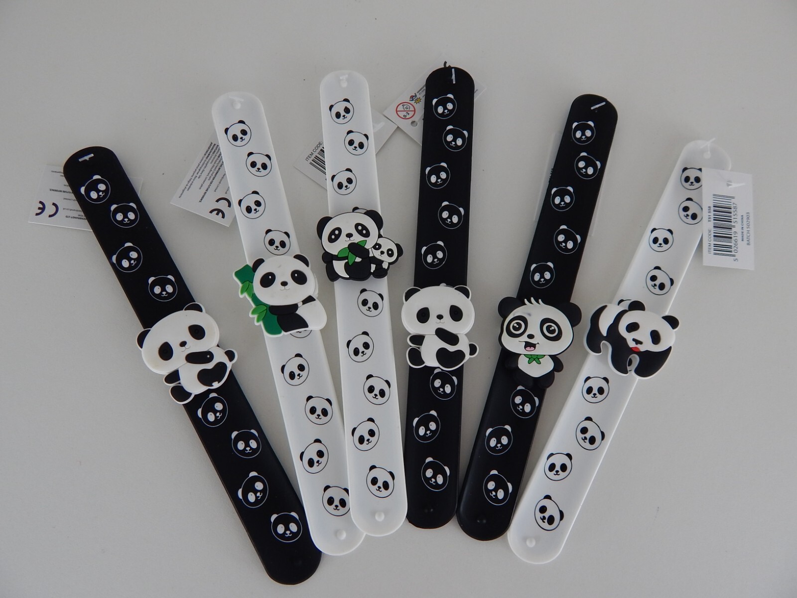 6 x SILICONE PANDA Snap Bracelets Kids Wrist Slap bands PartyBag Filler Toy Gift