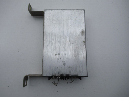 Porsche 944 / 968 Cruise Control Module '86-95 - 第 1/6 張圖片