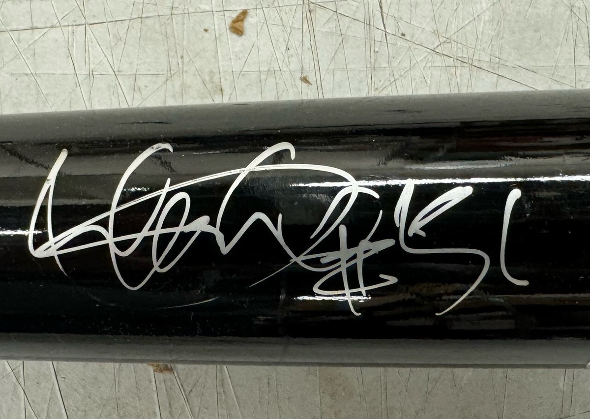 Ichiro Suzuki Signed Autographed Mizuno Pro Bat BAS | eBay