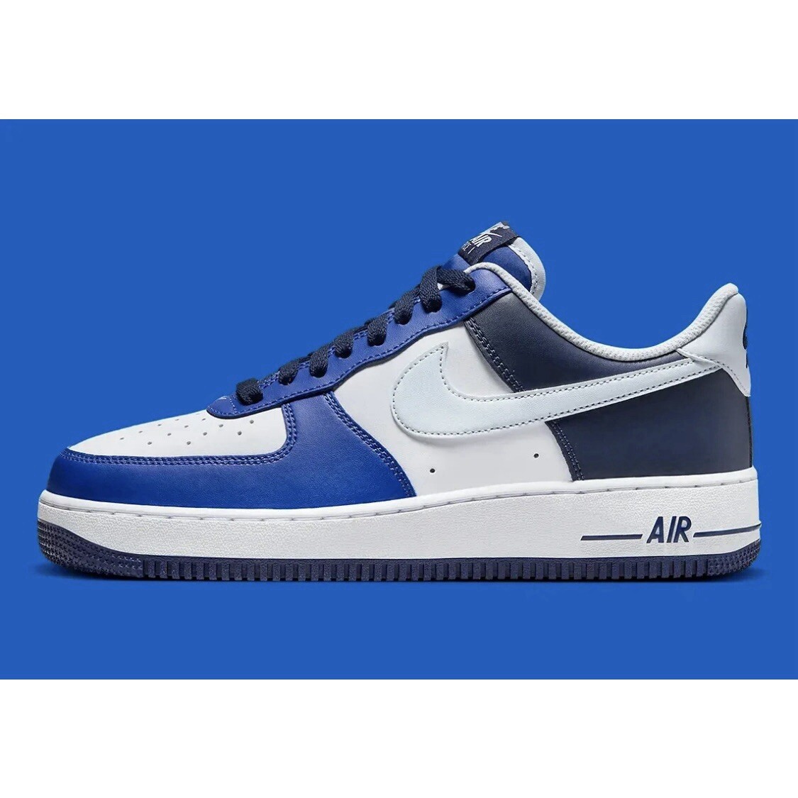 靴 Nike Air Force 1 WHITE-BLACK-RACER BLUE Air Force 1 Custom 