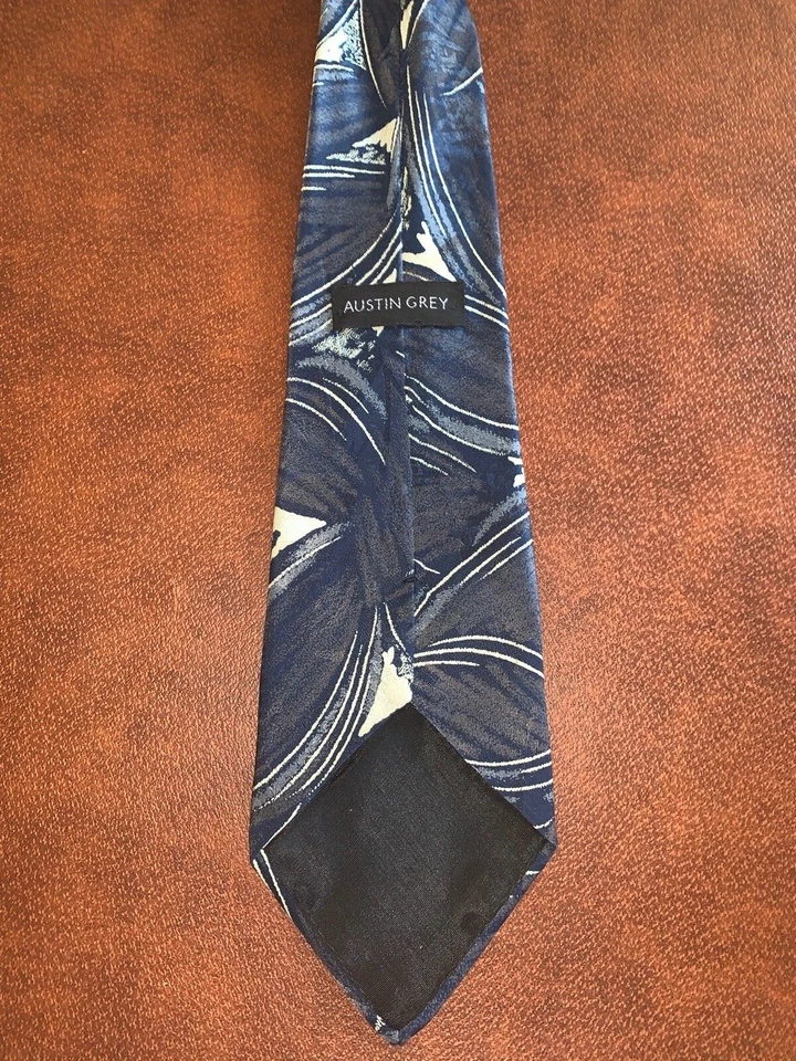 Corbata vintage floral gris Austin Foto 3 de 3