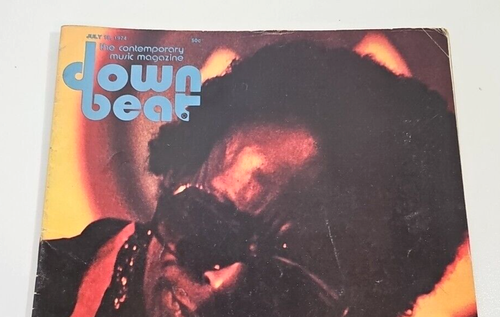 Down Beat Magazin / 18. Juli 1974 / Miles Davis Cover einflussreichster Musiker - Bild 2 von 8