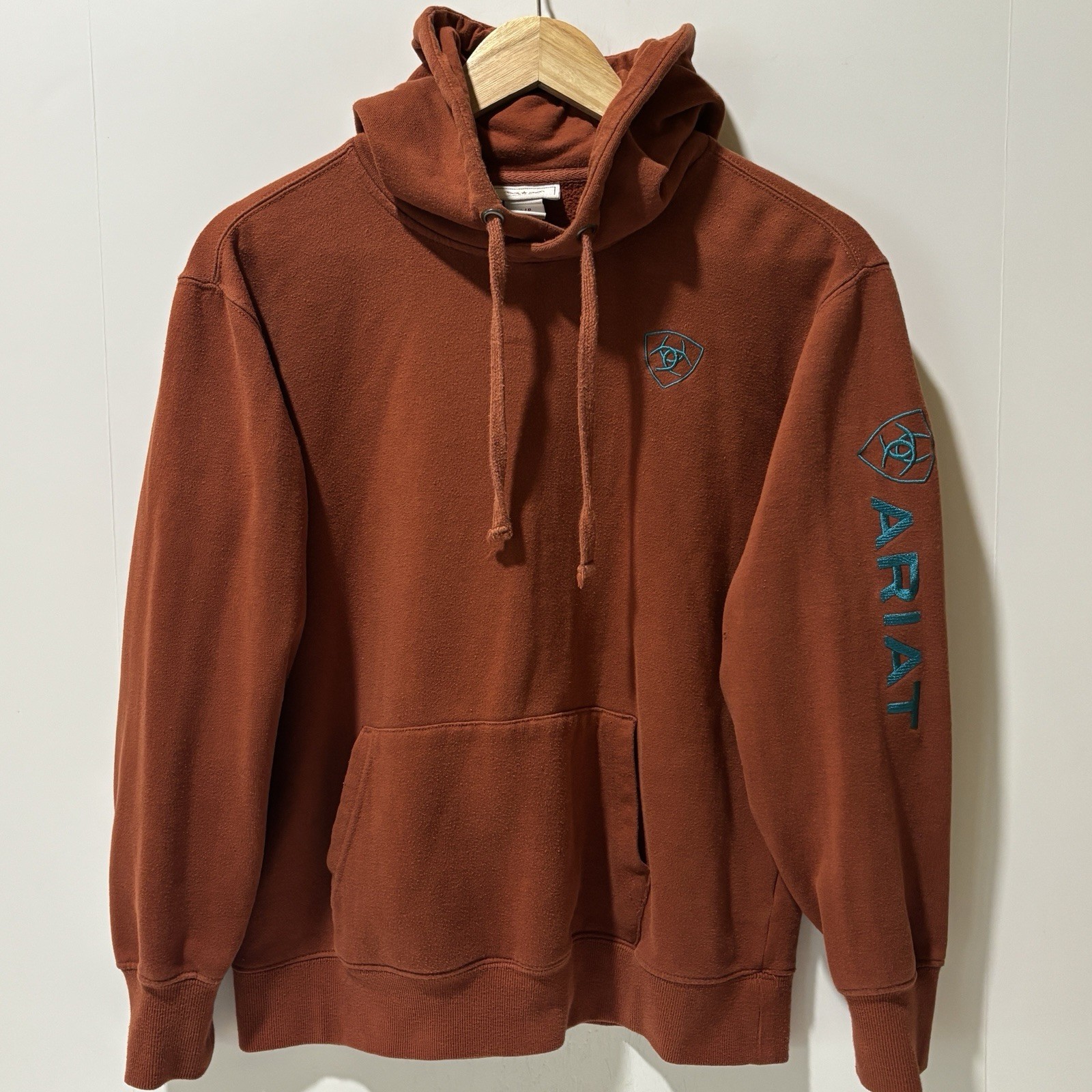 ARIAT Activewear Women Sz S Rust Hoodie Aqua Logo Embroidery Kangaroo Pouch