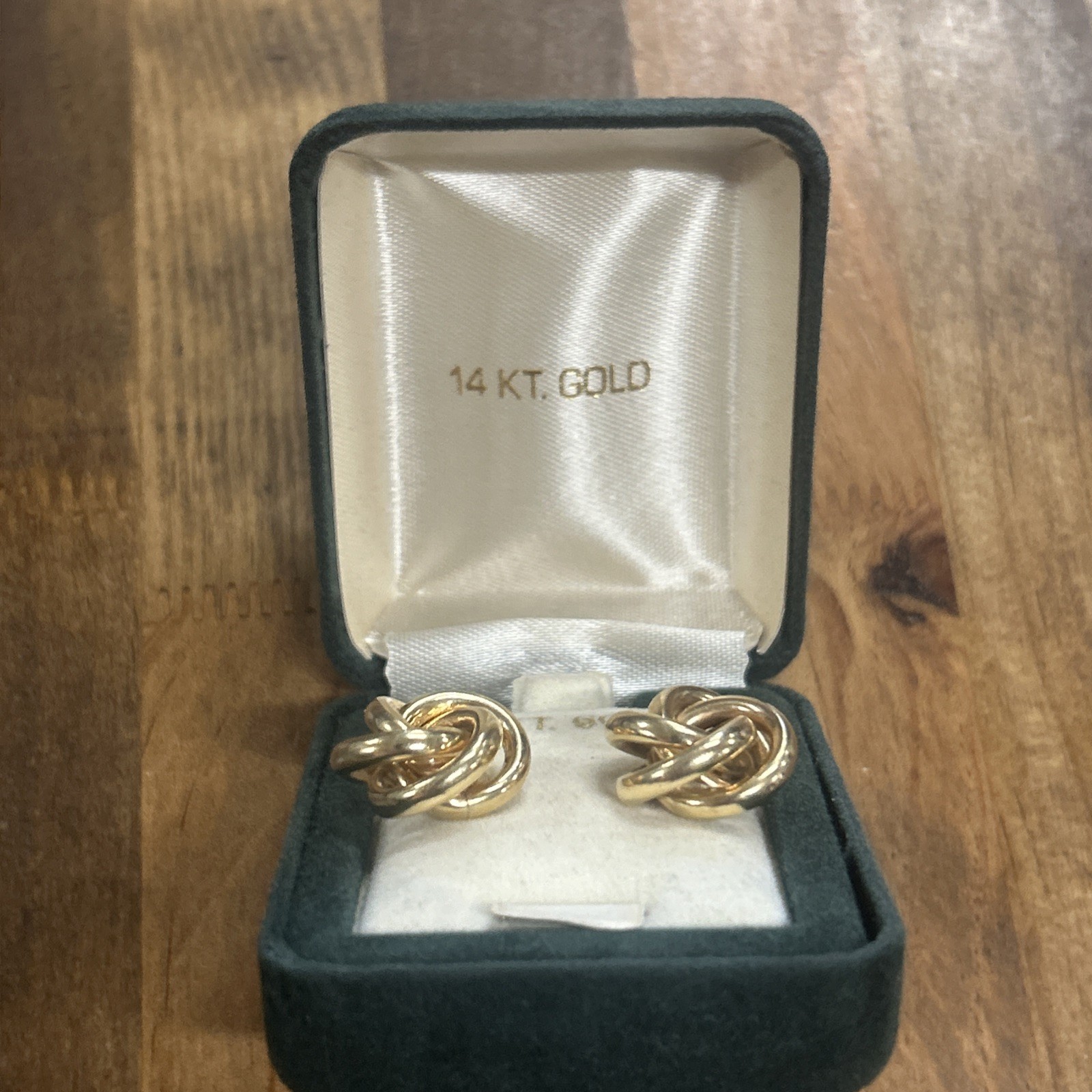 Vtg Interlocking Hoops Knot Stud Earrings 14k Yel… - image 2