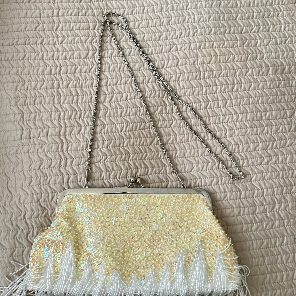  Bolso de Noche Chomel Vintage Lentejuelas Flecos Boda Formal Cartera Tono Plateado Foto 2 de 4