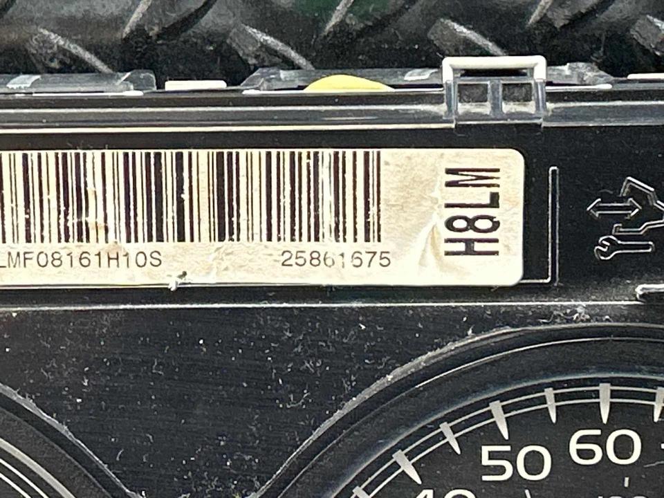 07-08 Velocímetro SUBURBAN EE. UU. 25861675 EE. UU. 182 K Foto 2 de 3