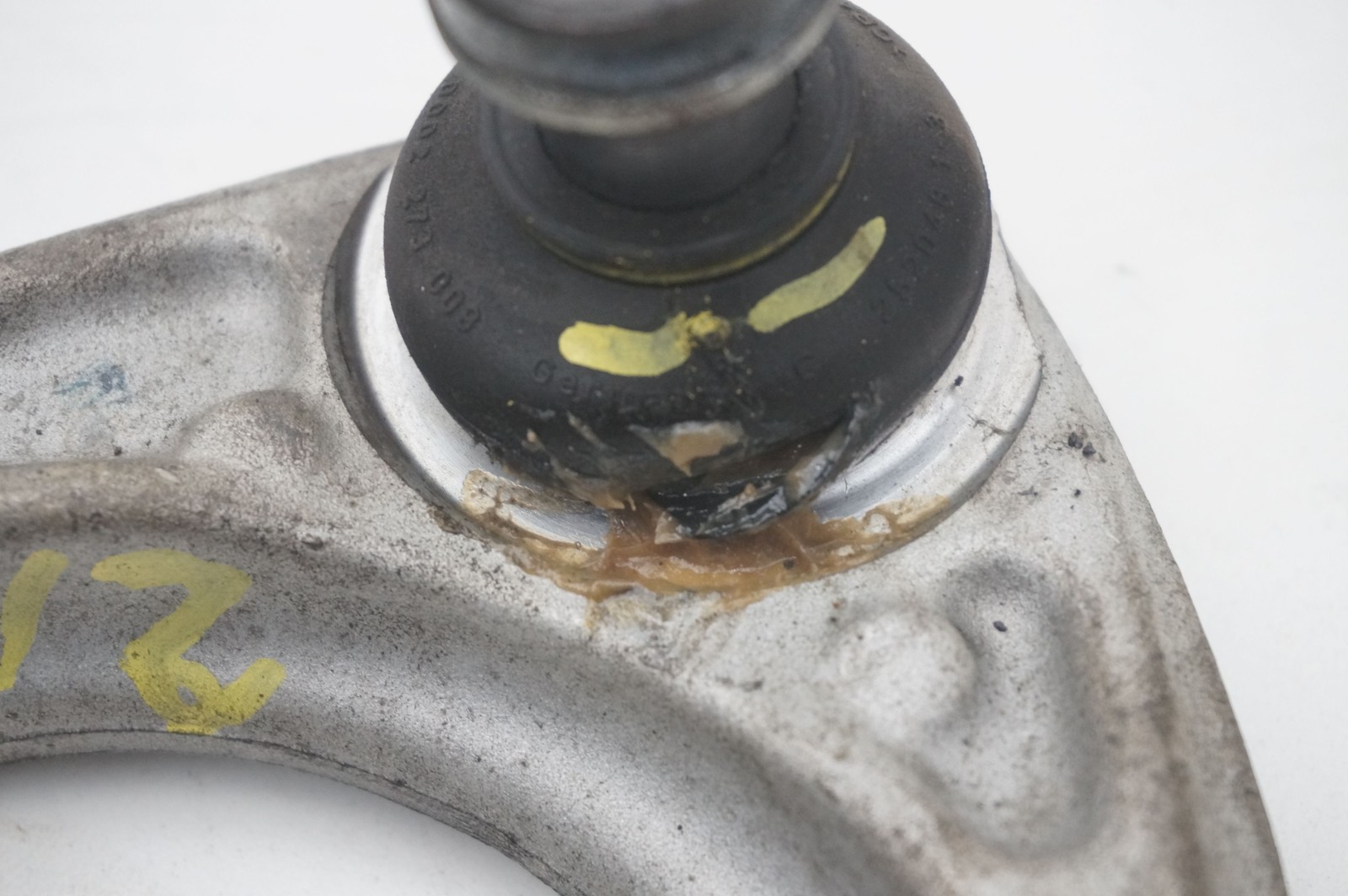 Front Left Upper Control Arm Wishbone OEM 235136 Ferrari 488 Spider 2017 *Note