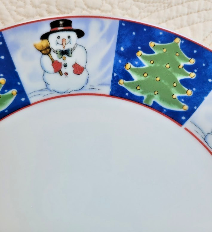 Royal Norfolk Christmas Dinner Plate 10 in Snowman Tree Holiday Serving