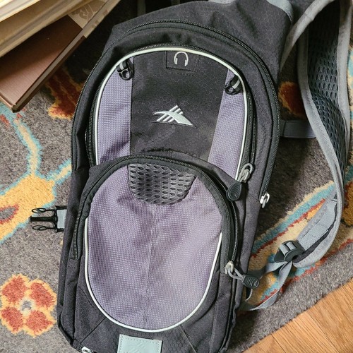 Expandable Hydration Pack 