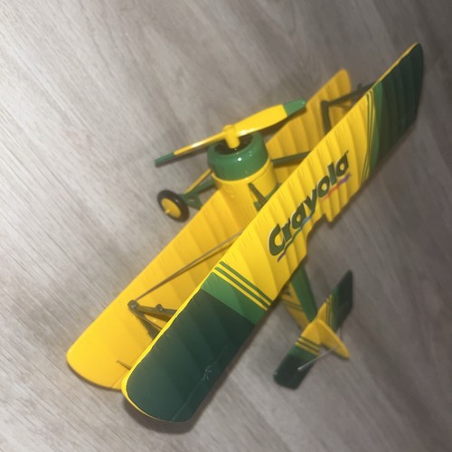 Vintage Gearbox Limited Ed 1917 Sopwith Pup Plane Crayola Theme 1:32 Scale - Picture 2 of 8