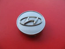 2009-2012 HYUNDAI TUSCAN (1) WHEEL RIM HUB CAP HUBCAP CENTER COVER PLUG OEM 1106