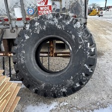 20.5-25 Wheel Loaded Tire Pirelli 12 Ply 