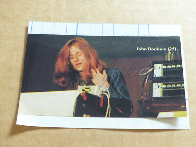LED ZEPPELIN John Bonham signed Autogramm signiert auf 10,5x5,5 cm Zeitungsfoto