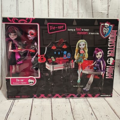Monster High Die-ner Draculaura & Operetta Dolls Diner Cafe Playset NRFB New